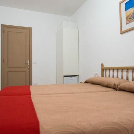 Pension Alcala Екстер'єр фото