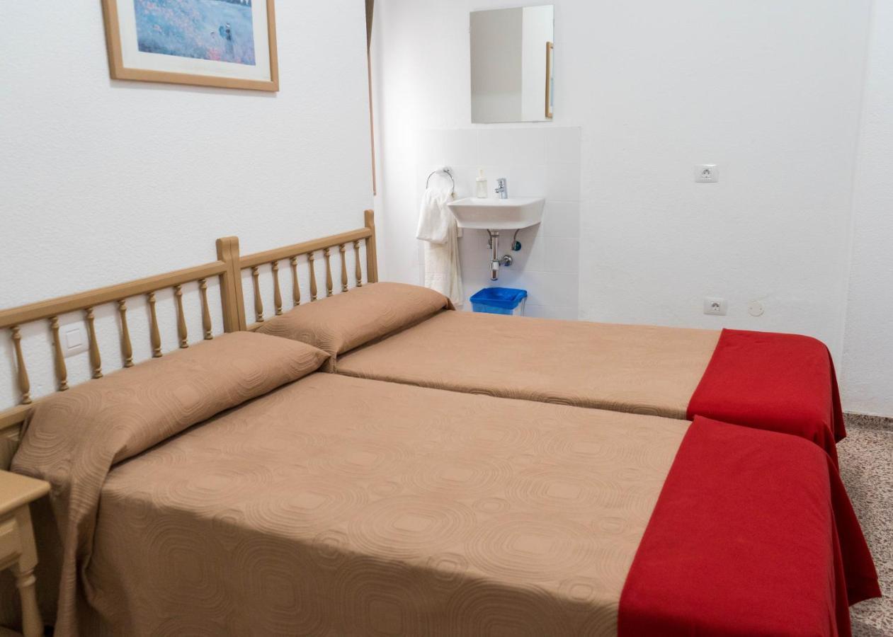 Pension Alcala Екстер'єр фото