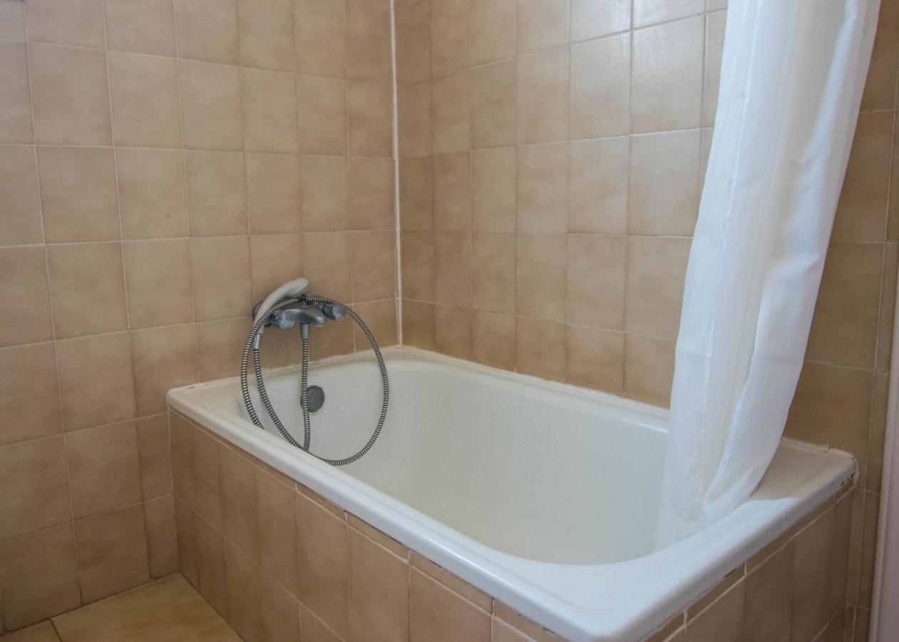 Pension Alcala Екстер'єр фото
