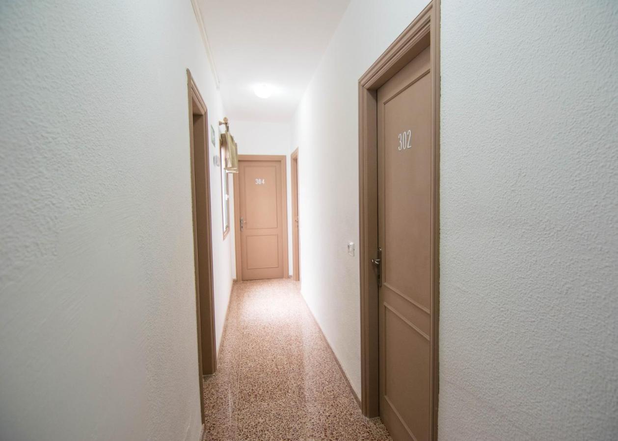Pension Alcala Екстер'єр фото