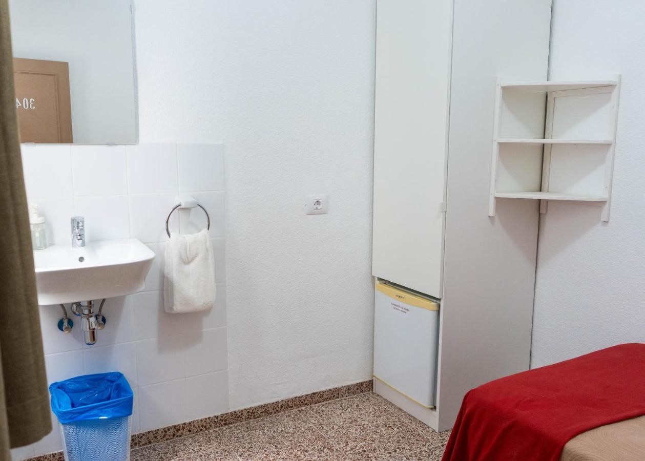 Pension Alcala Екстер'єр фото